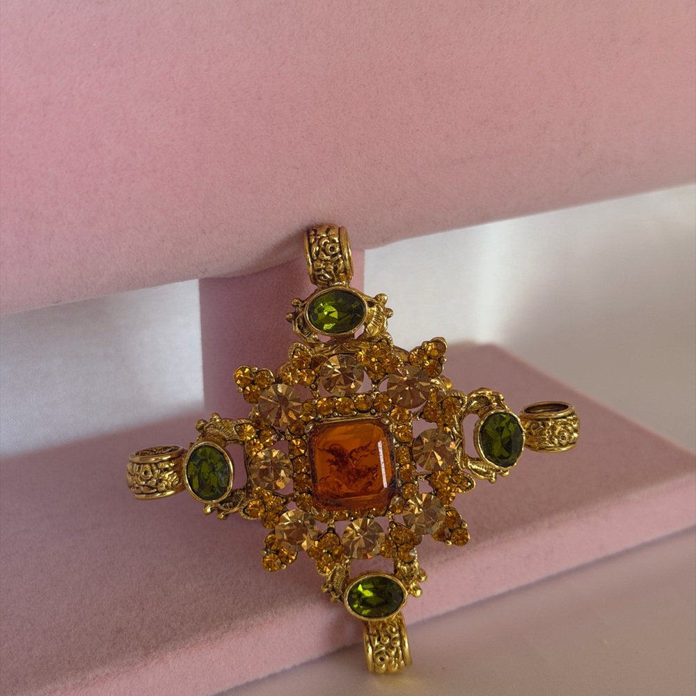 Vintage Signed Lamo 031 Gold Tone Filigree Brooch Pendant Amber Cabochon